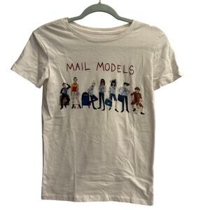 Unfortunate Portrait XS Extra Small Mail Models Crewneck Tee
